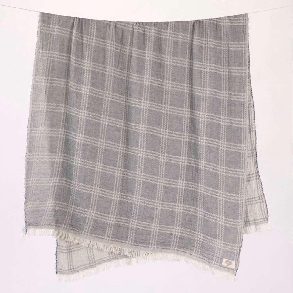 Teema Montauk Turkish Towel Charcoal Plaid Reversible 100% Cotton Beach Towel